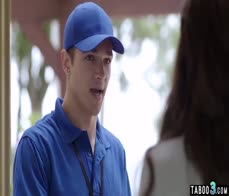 Anal lover MILF wife Pristine Edge giving tip to a surprised delivery guy