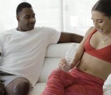 Stalker teen lures a black guy from her gym to her home