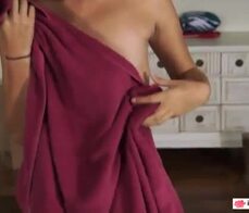 Mi hijastra lo está deseando