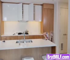 Stepmom MILF Sarah Taylor had some strange techniques to help her stepson