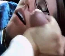 Mature girl blowjob and facial in car