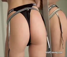 Masturbating girlfriend wants dick in her ass