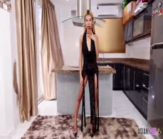 ASIANTGIRL - Nanny Explosed Her Slim Body First Time