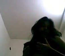 India amateur muestra sus tetazas por la webcam