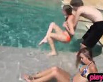Coed Party - Coed college amateurs goes wild at their pool party | Cumlouder.com