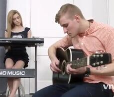 Ohhh What A Hot Slutty Girlfriend