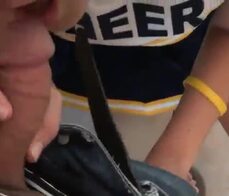 Cheerleader girlfriend oral sex and fucking on camera