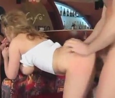 MILF tettona con due ragazzi