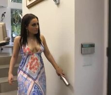 Newlywed wife needs help with orgasms and she squirts