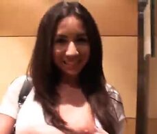 Amateur girlfriends are extra horny when they are on holiday