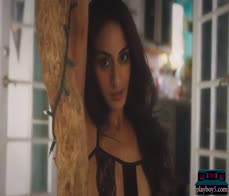 Arab MILF babe Leighla Habib strips nude and exposes her hot petite body