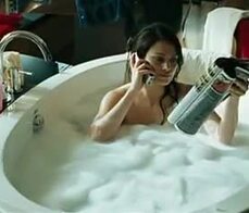 Un intruso fra le mie gambe