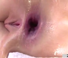 Ya no queda inocencia en el culo de Jojo Kiss