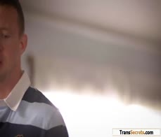 I would like my trans stepsis Erica Cherry to anal fuck me