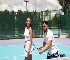 Curly ebony spinner gets on cock after tennis