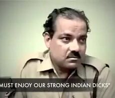 Ammucchiata con poliziotti in India 