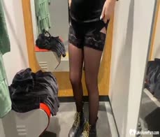 Brunette in black stockings gets to dick sucking