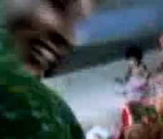 Pecorina con donna indiana