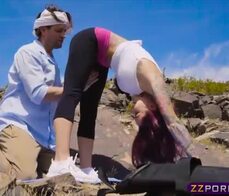 Sporty chick in ripped yoga pants gets fucked outdoors