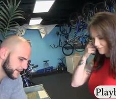 Curvy babe shows off big tits for cash