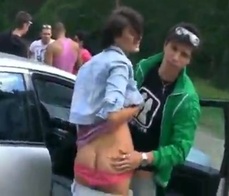 Orgía rusa con coches y chicas