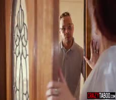 Big ass MILF Syren De Mer is for free use for everyone and for rough sex