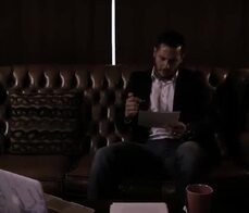 Suicidal college teen visits her teacher at his home