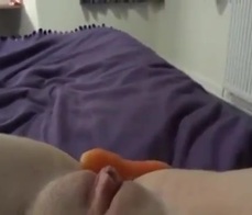 Una carota per una coniglia novizia