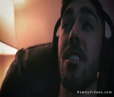 Straight men gamers try gay sex after their avatars hooked up