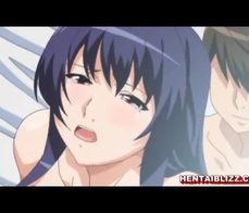 Vacaciones de colegiala tetuda hentai