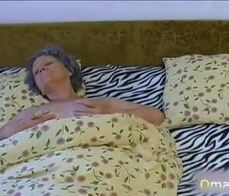 OmaPass Horny lesbian grannies masturbate their pussy