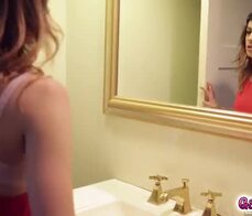 Alexa Grace and Kristen Scott tribbing