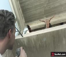 My petite girlfriend loves it when I lick her pussy first