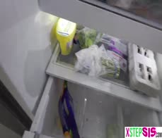 Stepsister teen Angel Windell gave pussy for her stepbrother his birthday