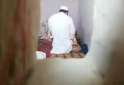 Afghan mullah's sex with a milf afghan sex | Cumlouder.com